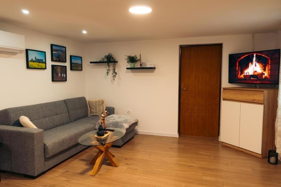 Merak Donji Miholjac Exterior foto